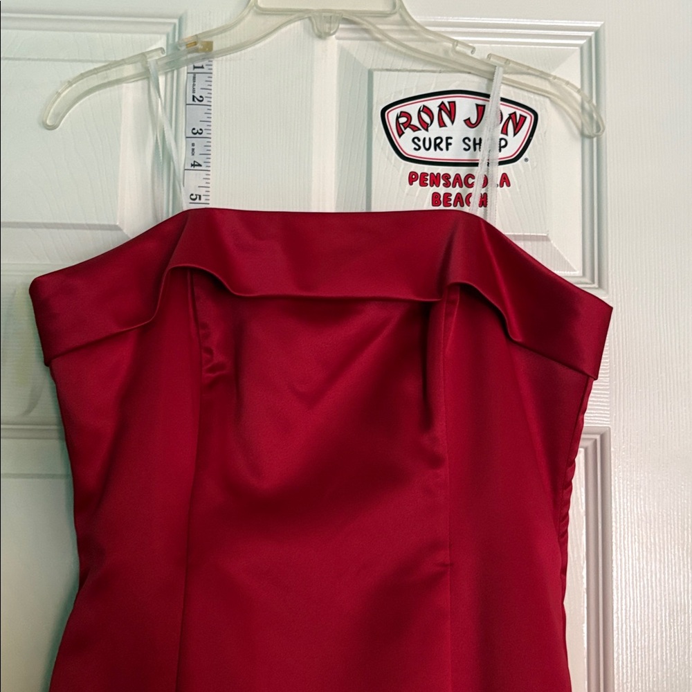 Jump Strapless Red Dress